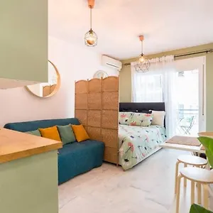 https://torremolinos-centro-piso-moderno-playa-wifi-netflix.1costadelsol.com